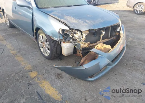 2008 Toyota Avalon Xls z USA, uszkodzony, nr VIN 4T1BK36B98U279655